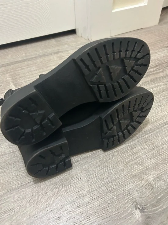 Jeffrey Campbell Black Chelsea Rain Ankle Boots Matte faux vegan leather 38 7.5 - Picture 9 of 14